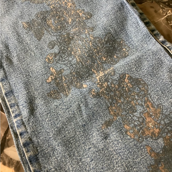 2 pair Almost Famous Y2K embellished Jane Seymour plus size 18 jeans - Picture 8 of 10